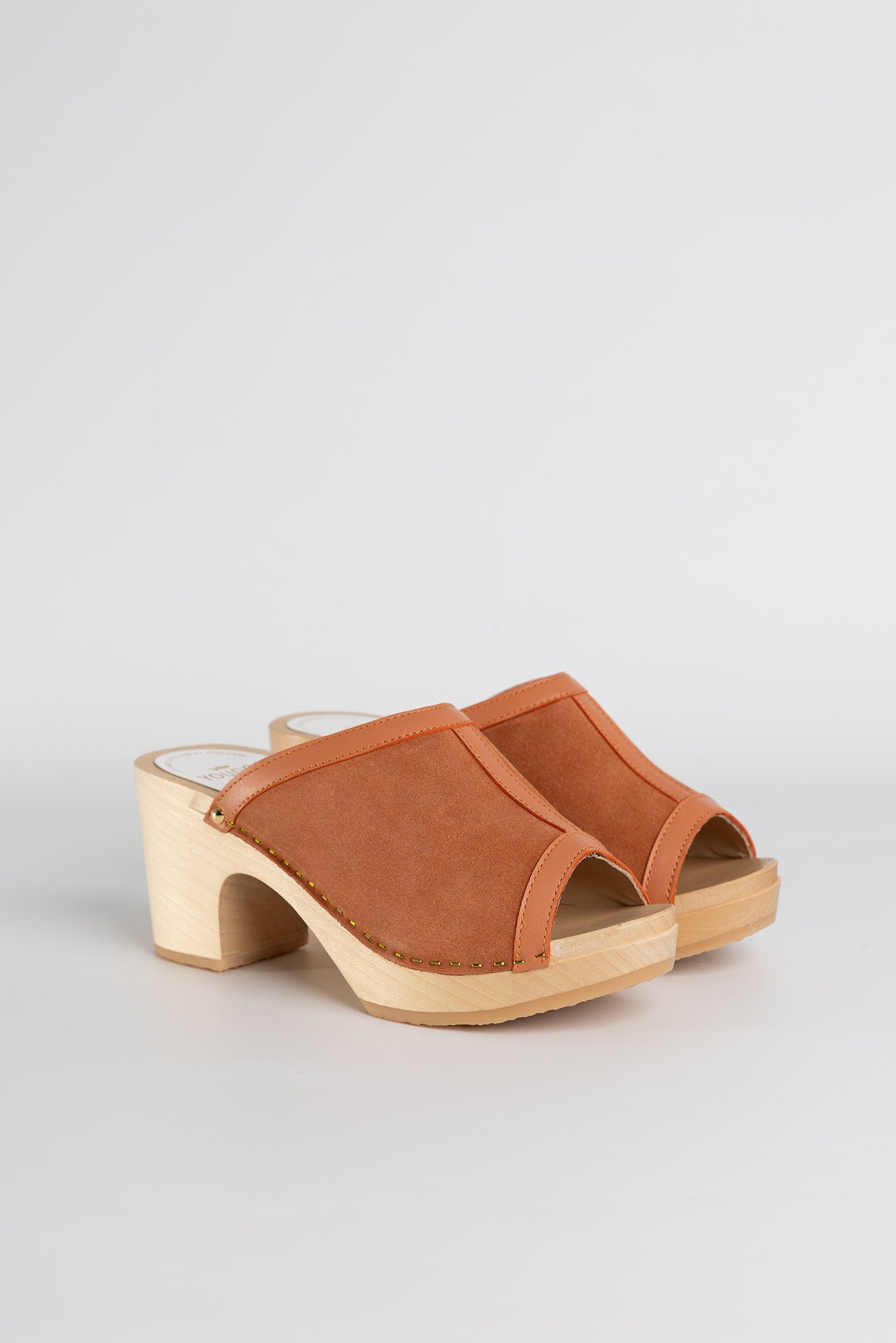 YAMI VELVET BRICK