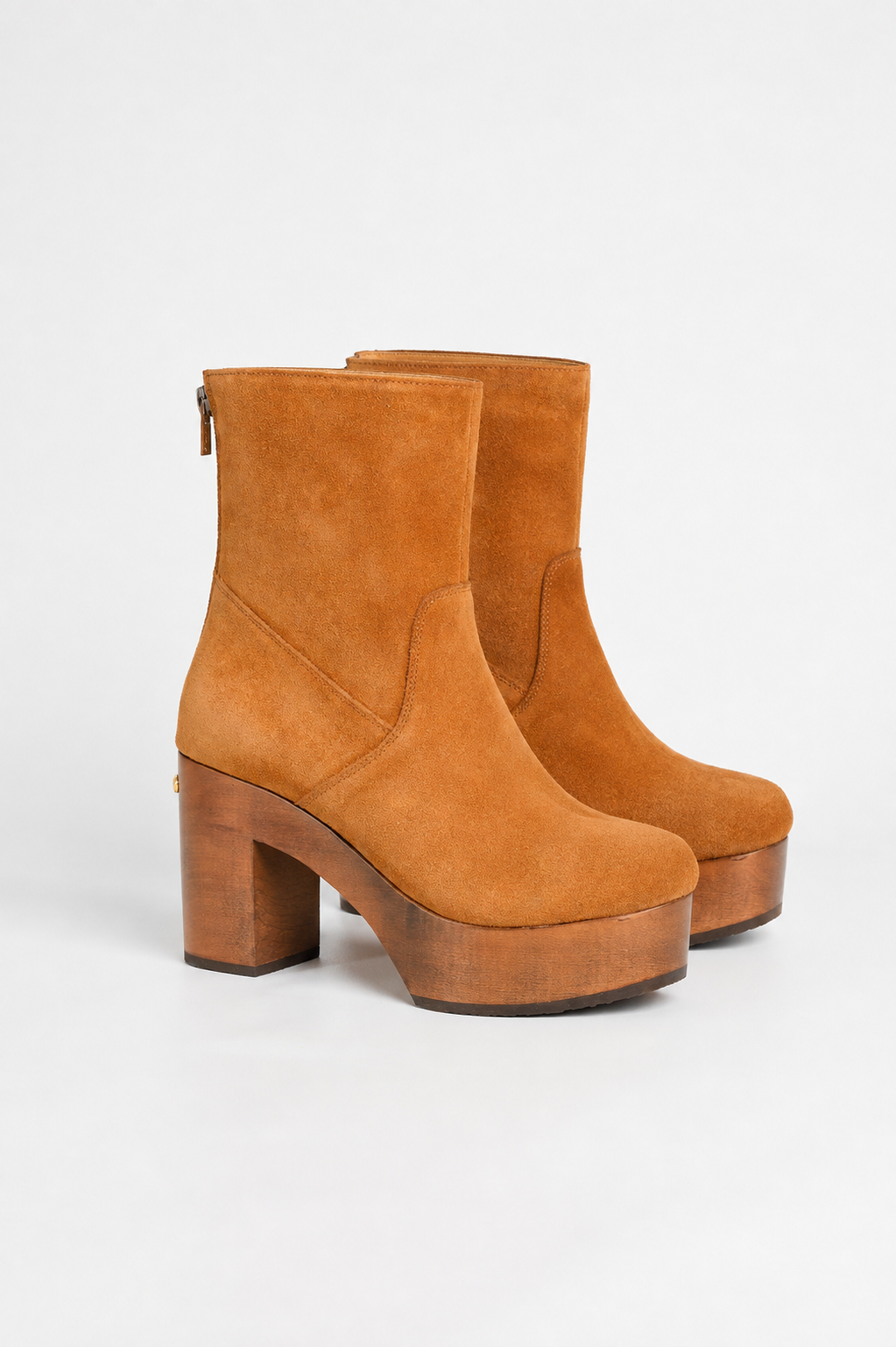 YERK VELVET CARAMEL