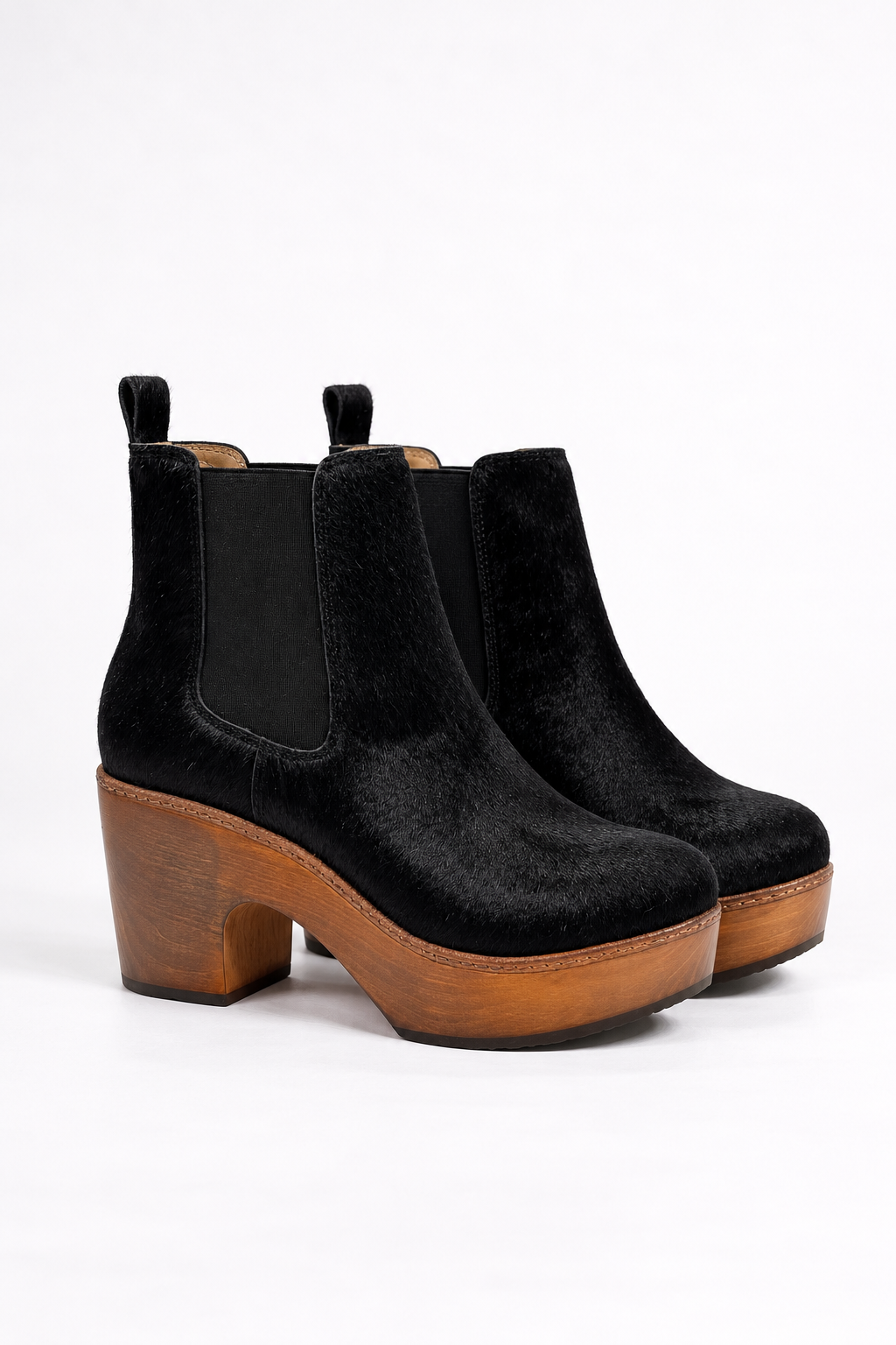YELSEA PONY BLACK