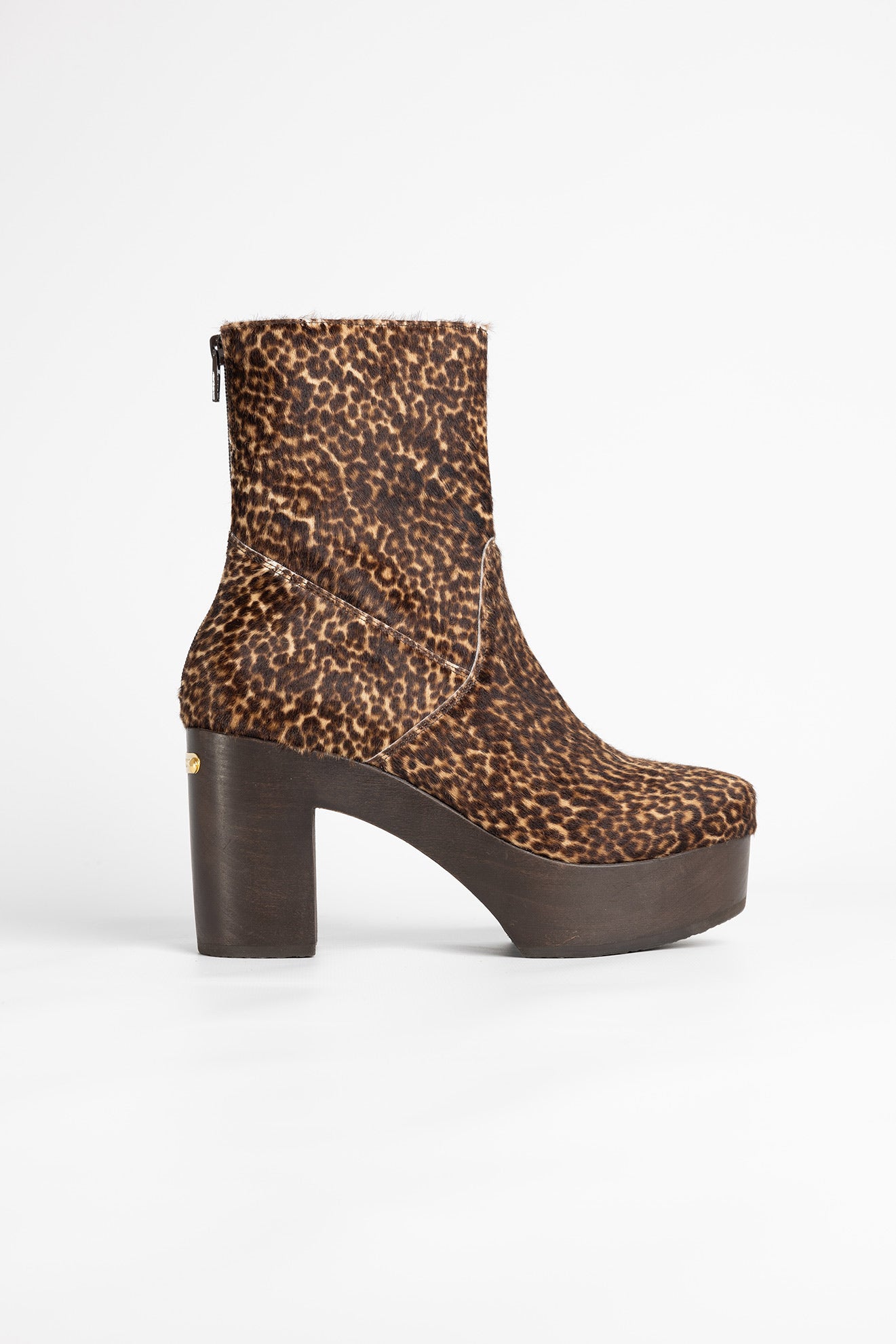 YERK POULAIN LEOPARD